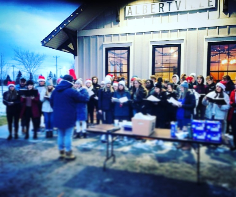 2021 Lions Christmas at the Park - singing outside Depot